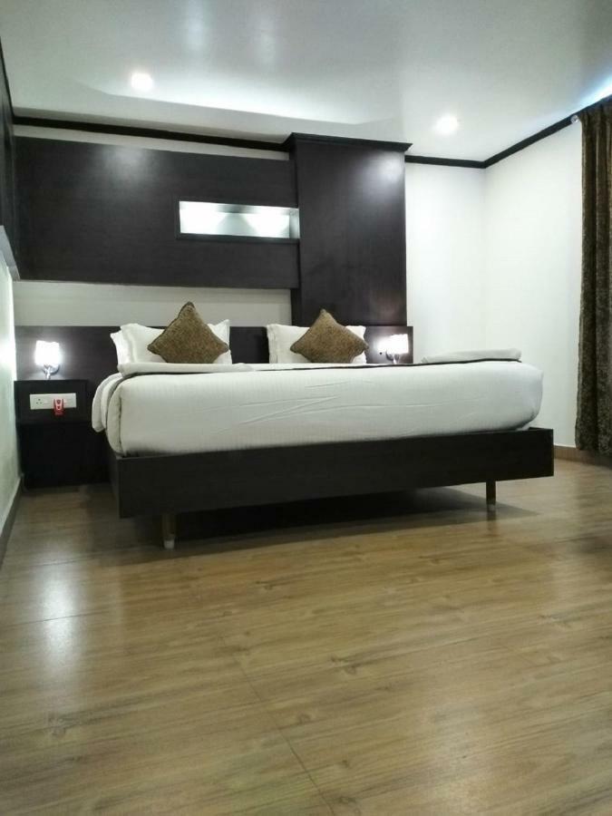 saravanaa residency Madurai Exterior foto