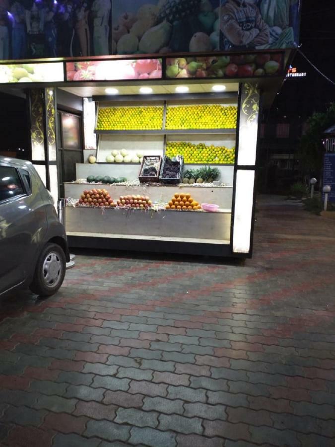saravanaa residency Madurai Exterior foto